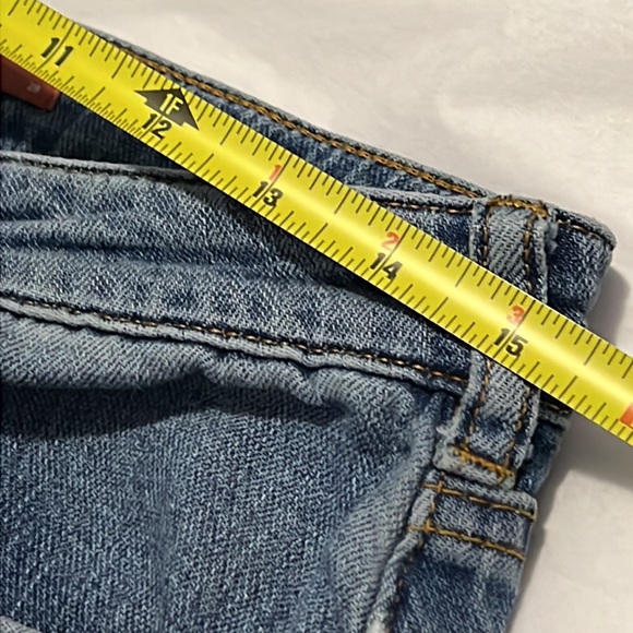 ANTHROPOLOGIE MID RISE JEANS (28) - Picture 11 of 16